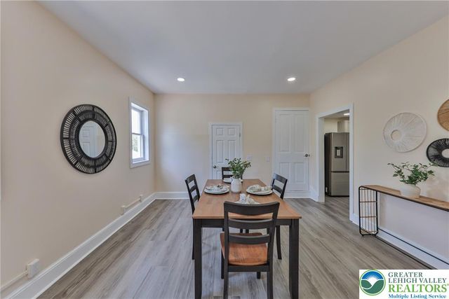 1113 East Emmaus Avenue, Allentown City, PA 18103