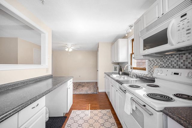 614 Elmwood Drive, Hudson, NH 03051