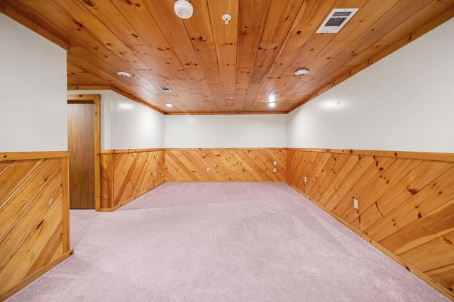 614 Elmwood Drive, Hudson, NH 03051
