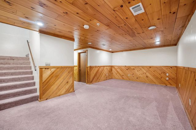 614 Elmwood Drive, Hudson, NH 03051