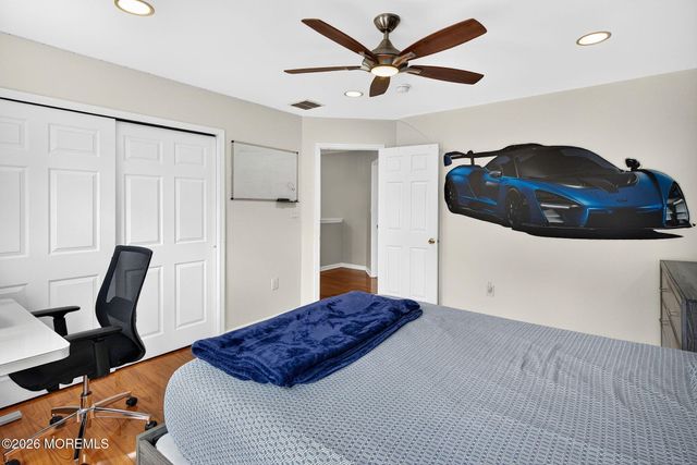 422 Aynsley Court, Morganville, NJ 07751