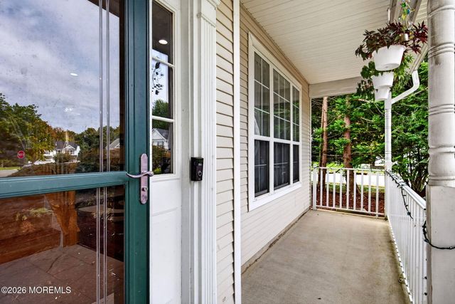 422 Aynsley Court, Morganville, NJ 07751