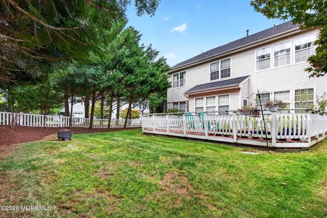 422 Aynsley Court, Morganville, NJ 07751