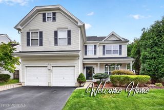 422 Ansley Court, Morganville, NJ 07751