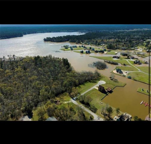 43 Lakecrest Lane, Huntsville, TX 77340