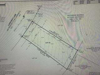 43 Lakecrest Lane, Huntsville, TX 77340