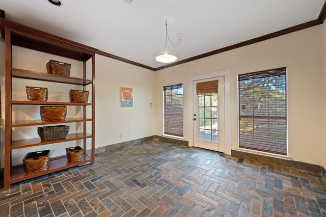 158 Uriah DR, Elgin, TX 78621