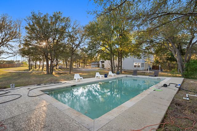 158 Uriah DR, Elgin, TX 78621