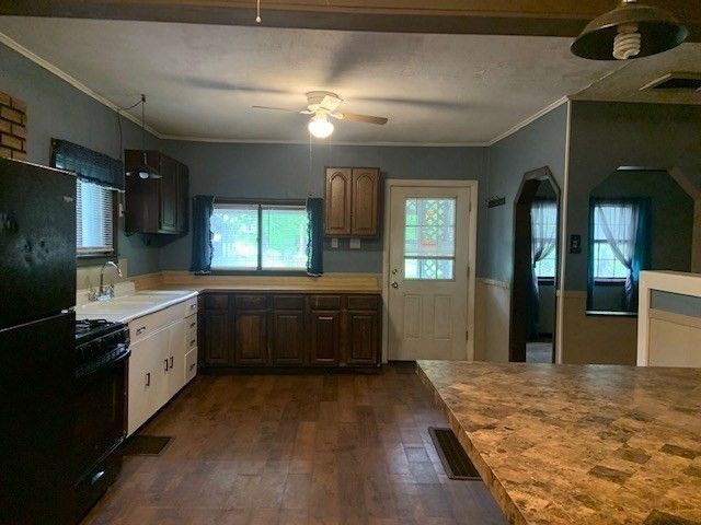 45-47 Middlefield Rd, Chester, MA 01011