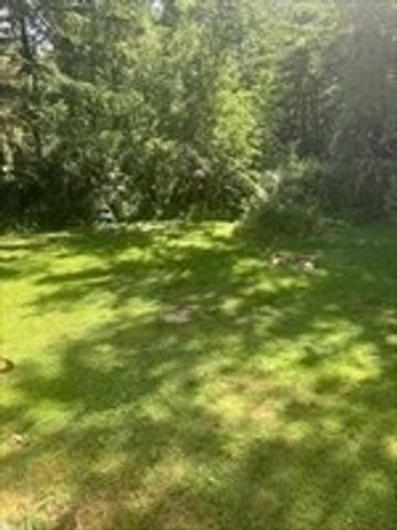 45-47 Middlefield Rd, Chester, MA 01011