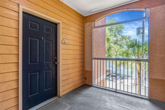5000 CULBREATH KEY WAY 1-204, Tampa, FL 33611