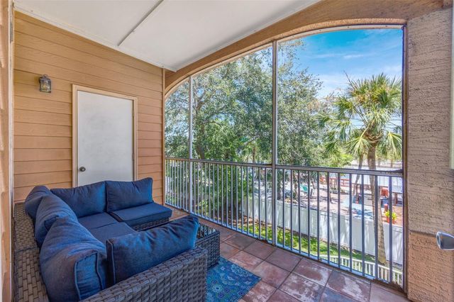 5000 CULBREATH KEY WAY 1-204, Tampa, FL 33611