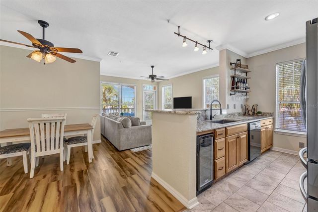 5000 CULBREATH KEY WAY 1-204, Tampa, FL 33611