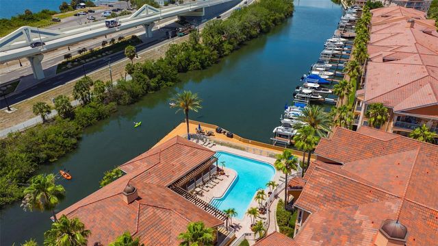 5000 CULBREATH KEY WAY 1-204, Tampa, FL 33611