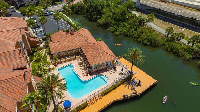 5000 CULBREATH KEY WAY 1-204, Tampa, FL 33611