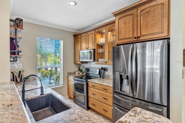 5000 CULBREATH KEY WAY 1-204, Tampa, FL 33611