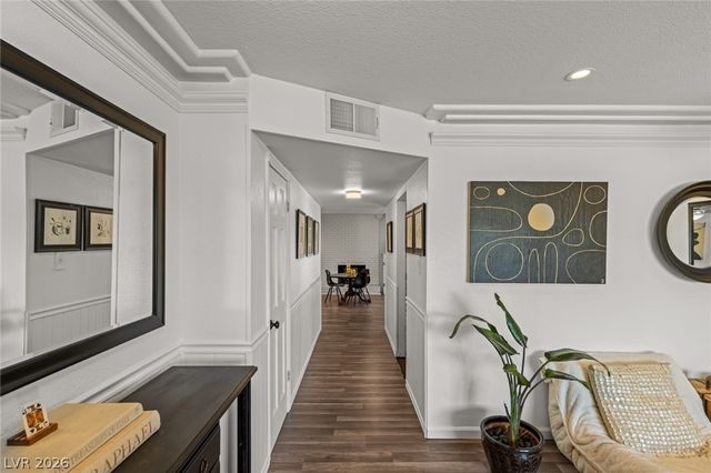 7208 Eve Court, Las Vegas, NV 89145