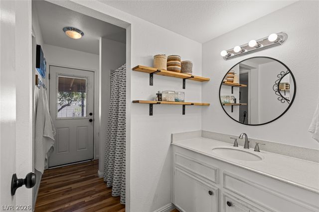 7208 Eve Court, Las Vegas, NV 89145