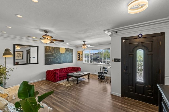 7208 Eve Court, Las Vegas, NV 89145