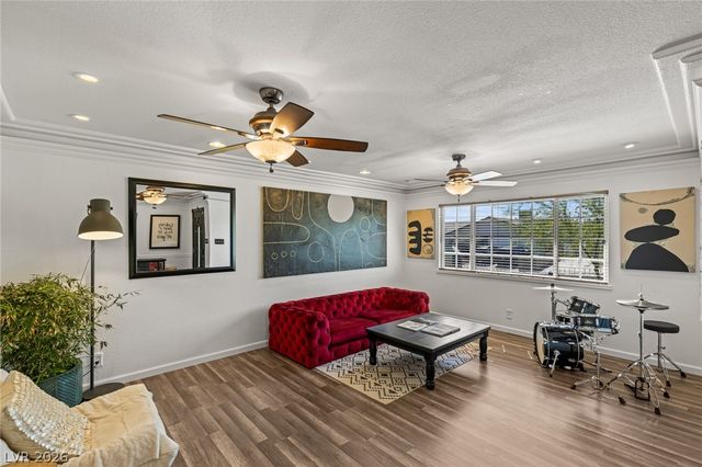 7208 Eve Court, Las Vegas, NV 89145