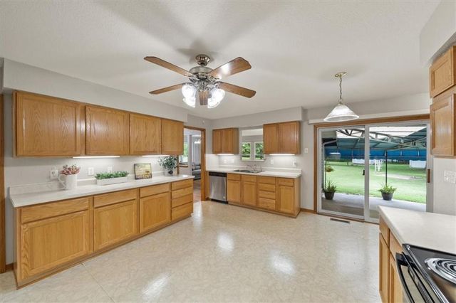 609 Main Street, East Lynne, MO 64743