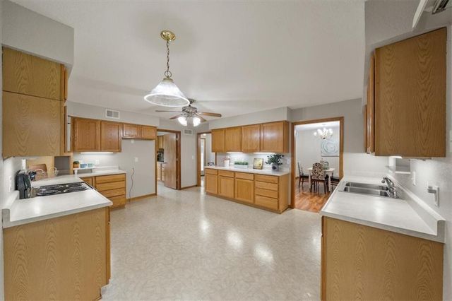 609 Main Street, East Lynne, MO 64743