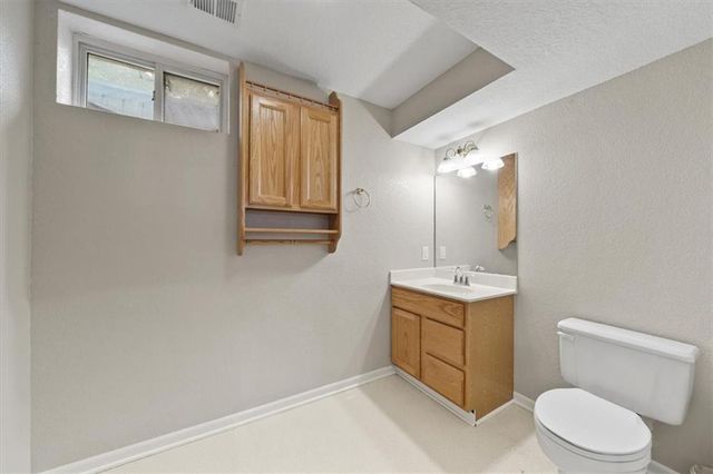 609 Main Street, East Lynne, MO 64743