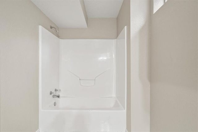 609 Main Street, East Lynne, MO 64743