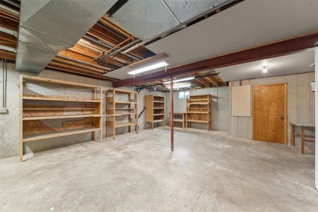 609 Main Street, East Lynne, MO 64743