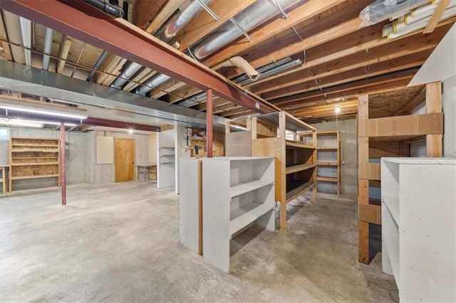 609 Main Street, East Lynne, MO 64743