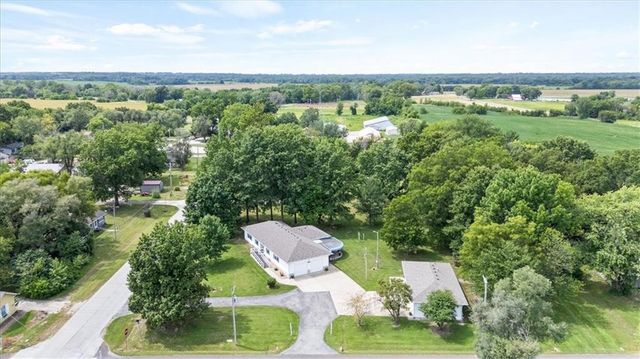 609 Main Street, East Lynne, MO 64743