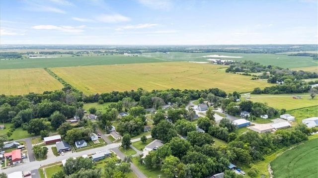 609 Main Street, East Lynne, MO 64743