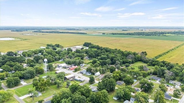 609 Main Street, East Lynne, MO 64743