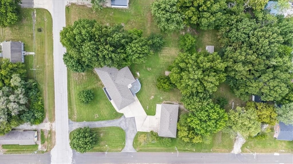 609 Main Street, East Lynne, MO 64743