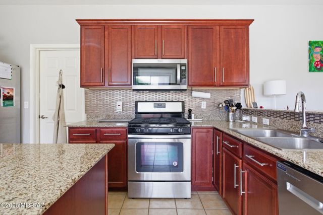 12963 Westminster Drive, Oro Valley, AZ 85755