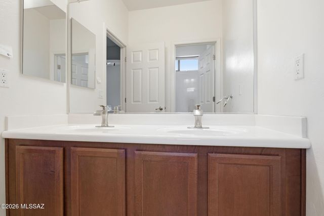 12963 Westminster Drive, Oro Valley, AZ 85755