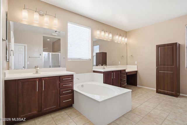 12963 Westminster Drive, Oro Valley, AZ 85755