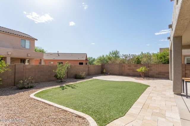 12963 Westminster Drive, Oro Valley, AZ 85755