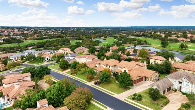308 Golden Bear DR, Austin, TX 78738