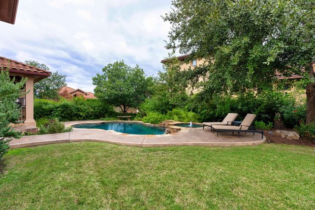 308 Golden Bear DR, Austin, TX 78738
