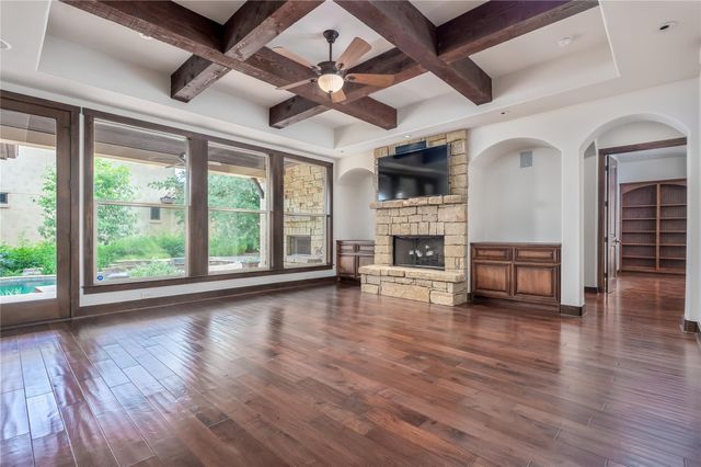 308 Golden Bear DR, Austin, TX 78738