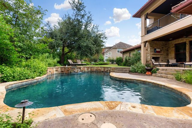 308 Golden Bear DR, Austin, TX 78738