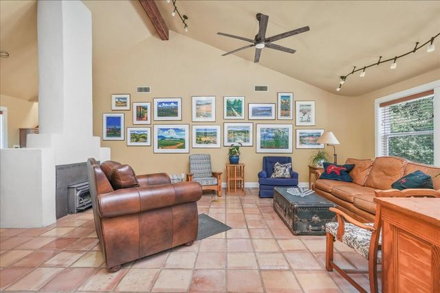 43656 Crystal Cave Circle, Coarsegold, CA 93614