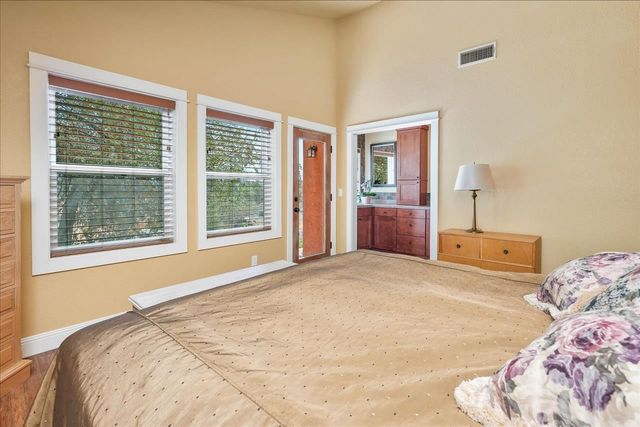 43656 Crystal Cave Circle, Coarsegold, CA 93614