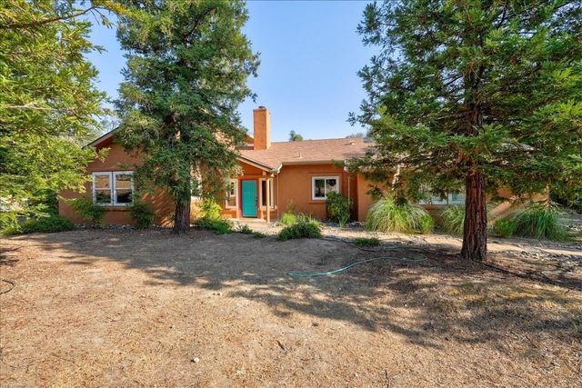 43656 Crystal Cave Circle, Coarsegold, CA 93614