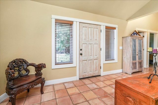 43656 Crystal Cave Circle, Coarsegold, CA 93614