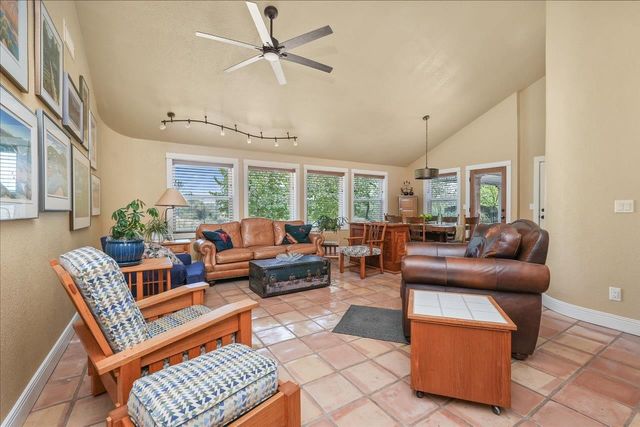 43656 Crystal Cave Circle, Coarsegold, CA 93614