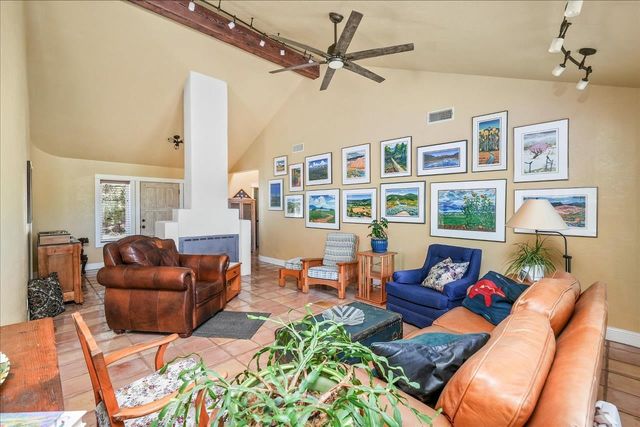 43656 Crystal Cave Circle, Coarsegold, CA 93614