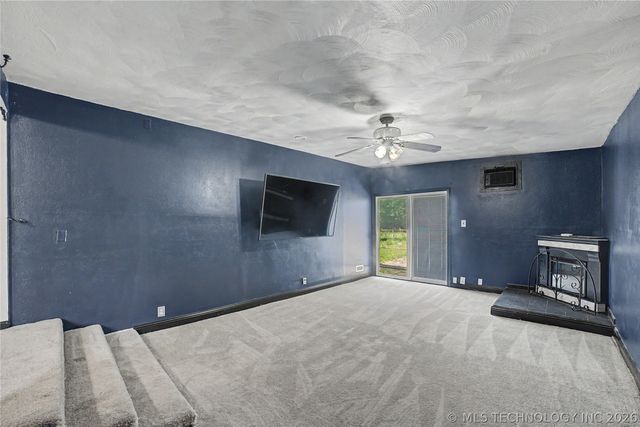 316 N CARLSBAD Street, Owasso, OK 74055
