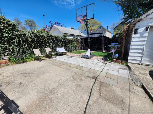 10429 214th Street, Queens Village, NY 11429